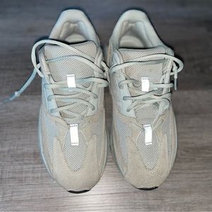 Yeezy wave runner 700 salt